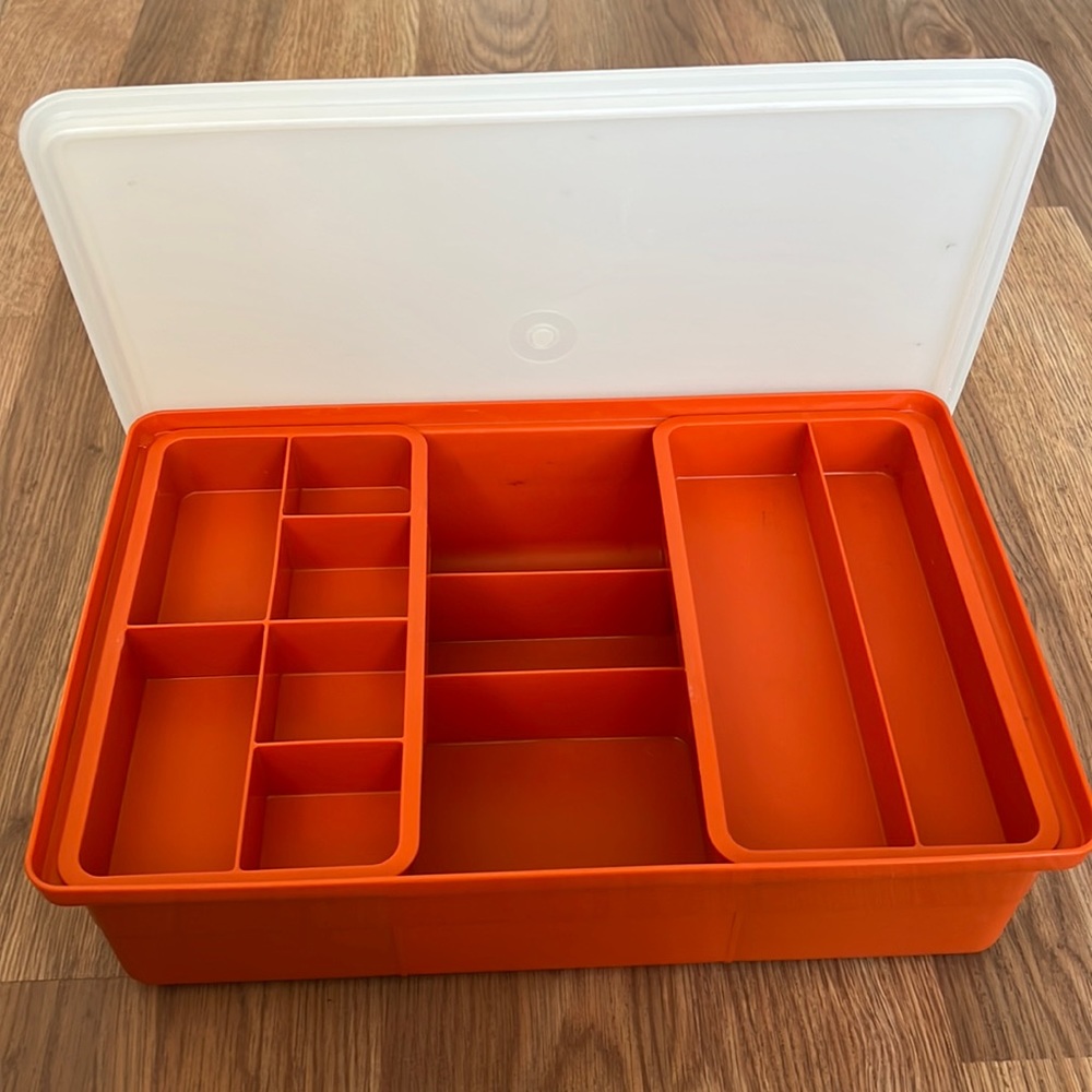 Vintage Tupperware Tuppercraft storage container
